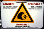 gal/alps2006/_thb_wave_warning_sign.jpg