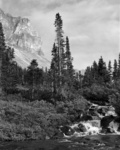 gal/b3_bw/_thb_skyline_trail_river_mountain_bw.jpg