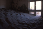 gal/windows/_thb_window_room_full_sand.jpg